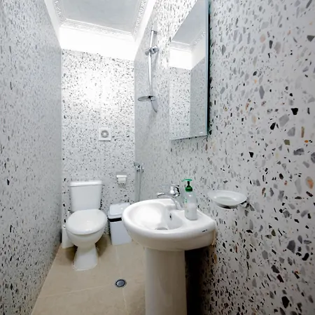 Erik Aparthotel Tirana