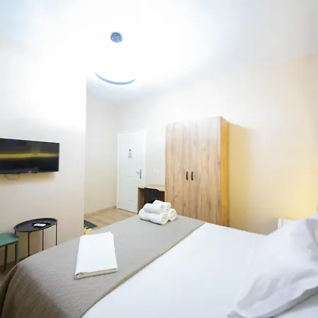 Erik Aparthotel Tirana
