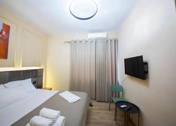 Apartahotel Erik 3*